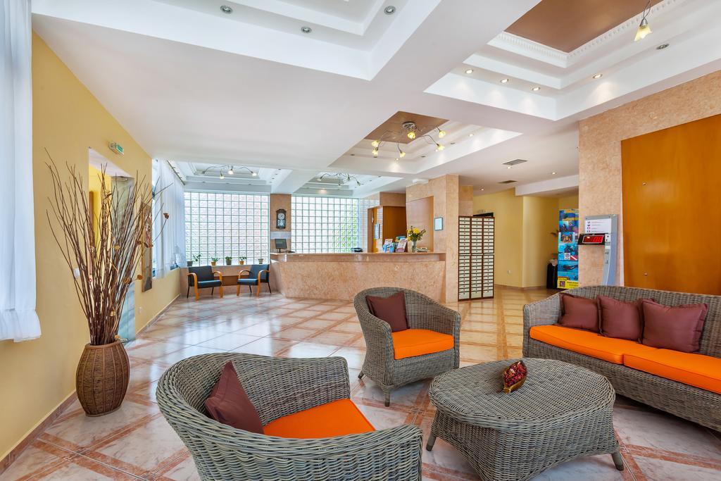 Otel Atrium 4*